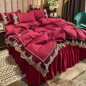 Elegant Gold-Trimmed 6PC Duvet Set